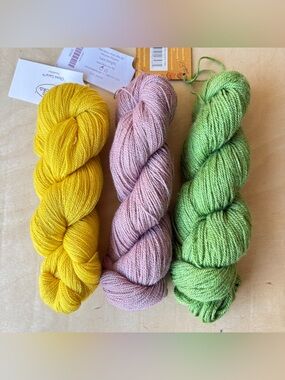 READ! Knit Picks Yarn 70%MerinoWool 30%Silk 440y/50g Nuna Wool/Silk/Viscose